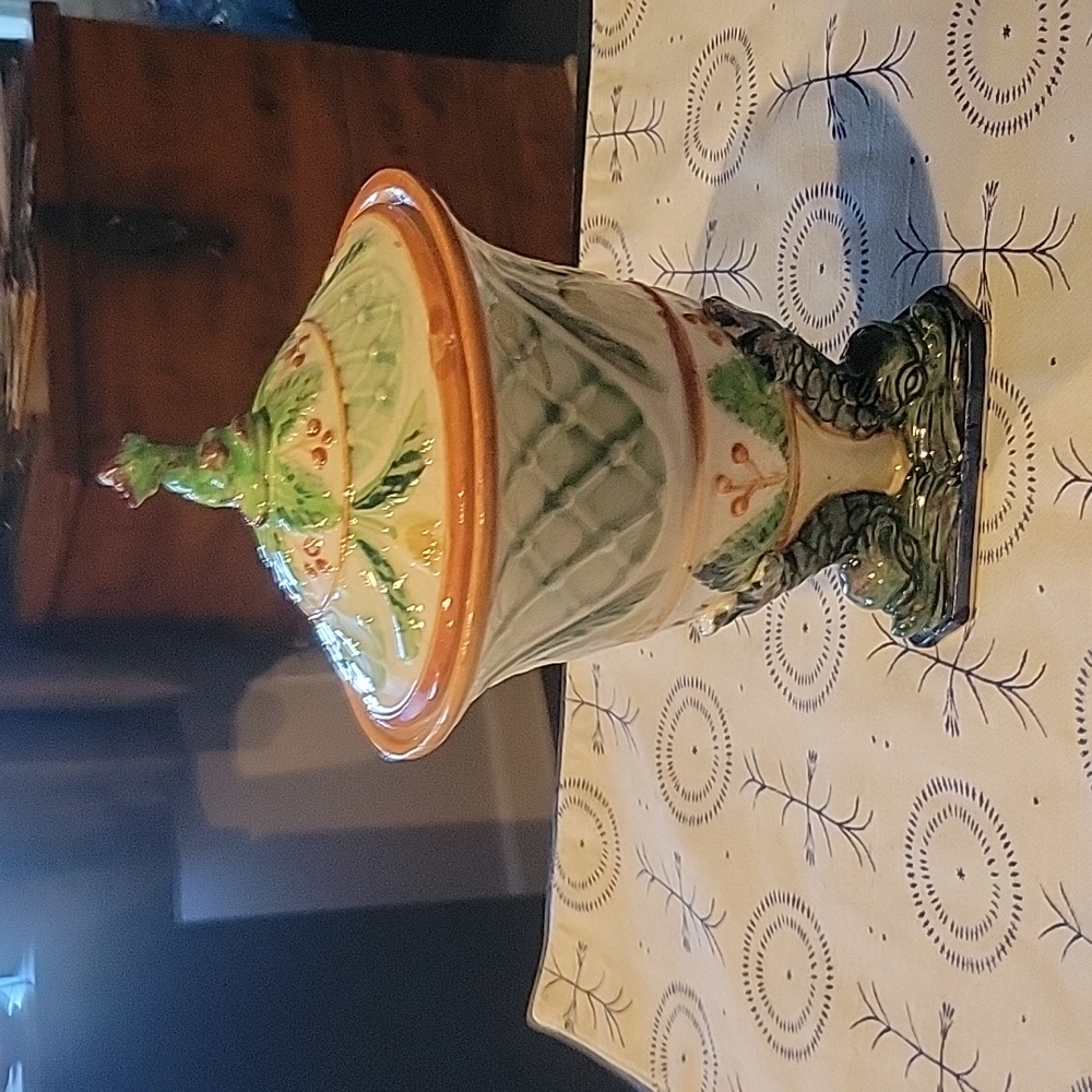 Mythical Urn,Vintage,w/lid,Mid-evil Sea Monsters